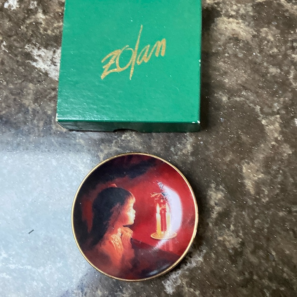 Miniature plate Donald Zolan candlelight Magic
